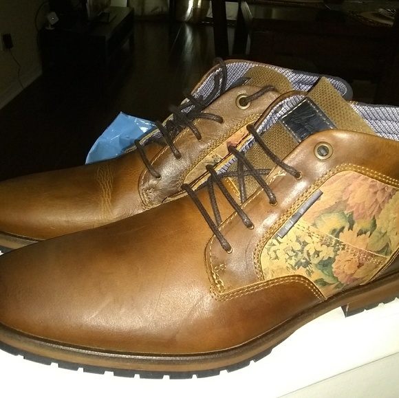 Steve Madden Moss Boots - Picture 7 of 7